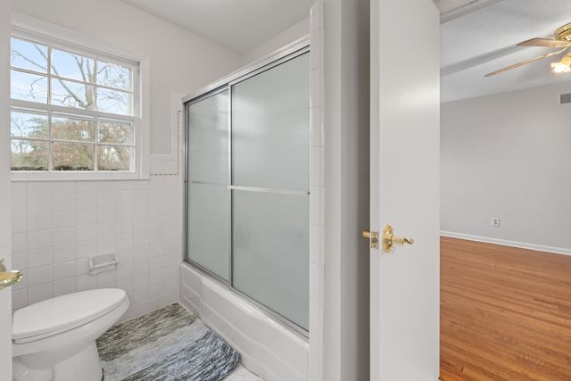 5330 WALNUT GROVE RD, Memphis, TN 38120