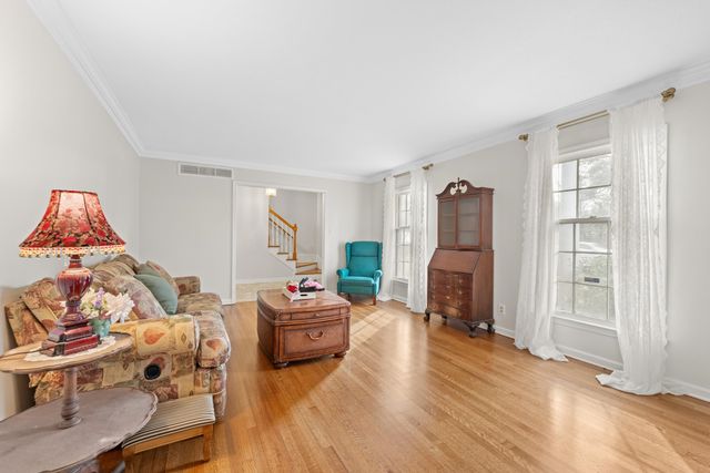 5330 WALNUT GROVE RD, Memphis, TN 38120