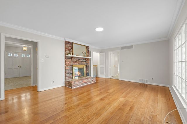 5330 WALNUT GROVE RD, Memphis, TN 38120