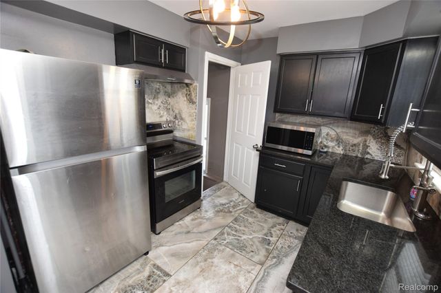 2729 Chicago Boulevard, Flint, MI 48503