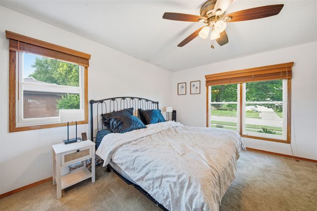 206 NW Applewood Street, Ankeny, IA 50023