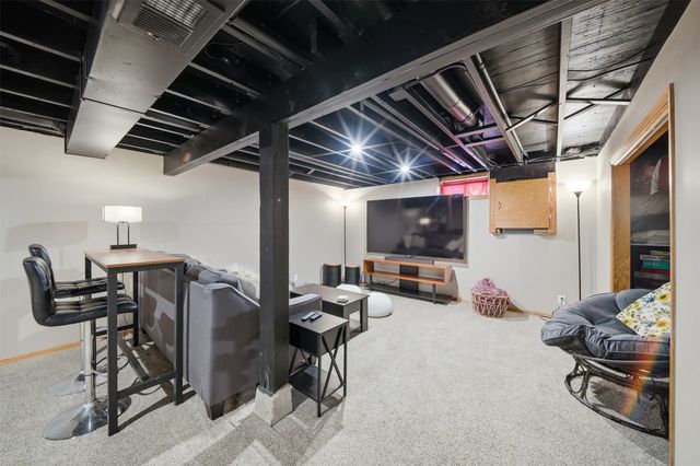 206 NW Applewood Street, Ankeny, IA 50023