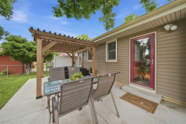 206 NW Applewood Street, Ankeny, IA 50023