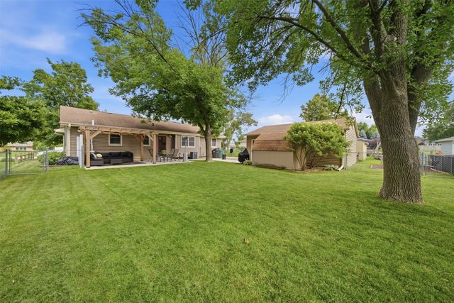 206 NW Applewood Street, Ankeny, IA 50023