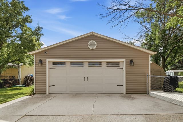 206 NW Applewood Street, Ankeny, IA 50023