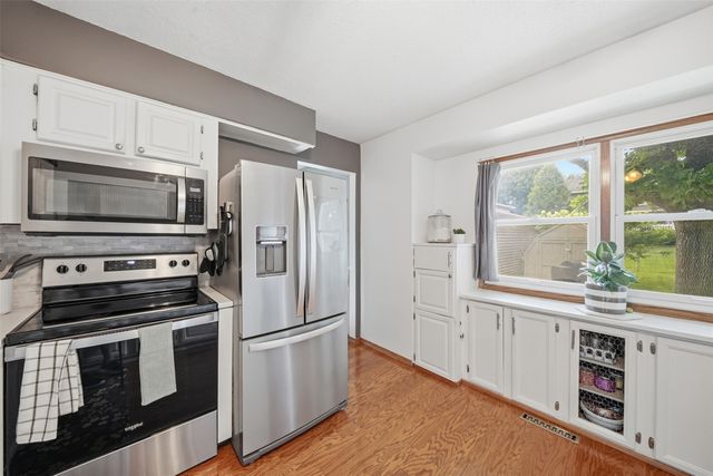 206 NW Applewood Street, Ankeny, IA 50023