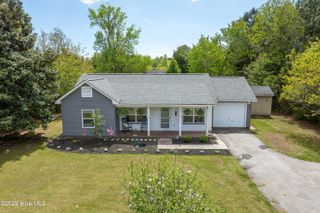 1698 Old Folkstone Road, Sneads Ferry, NC 28460