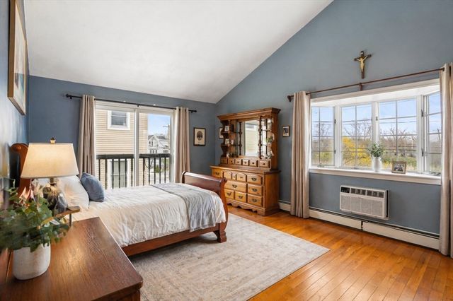 706 Sea St, Quincy, MA 02169
