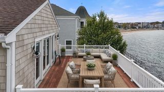 706 Sea St, Quincy, MA 02169