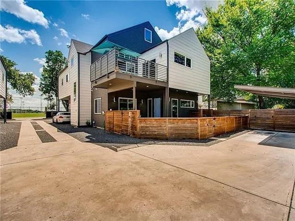 402 W 51st ST B, Austin, TX 78751