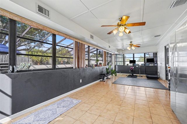 809 ROLLINGWOOD LANE, Valrico, FL 33594