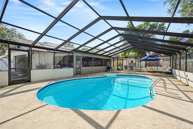 809 ROLLINGWOOD LANE, Valrico, FL 33594