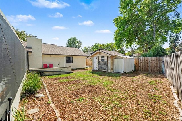 809 ROLLINGWOOD LANE, Valrico, FL 33594