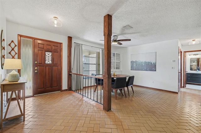 809 ROLLINGWOOD LANE, Valrico, FL 33594