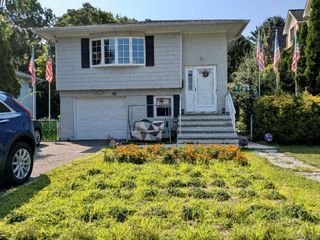 90 Cocks Lane, Locust Valley, NY 11560