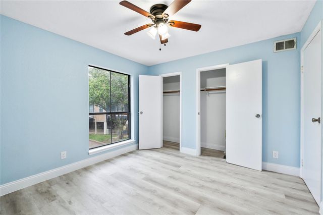 18519 Egret Bay Boulevard 1407, Webster, TX 77058