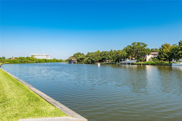 18519 Egret Bay Boulevard 1407, Webster, TX 77058