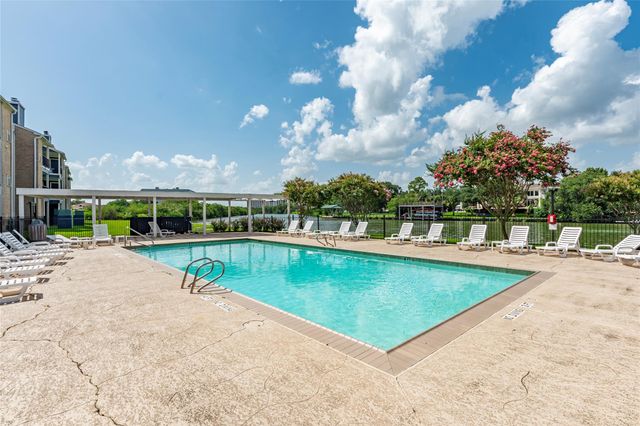 18519 Egret Bay Boulevard 1407, Webster, TX 77058