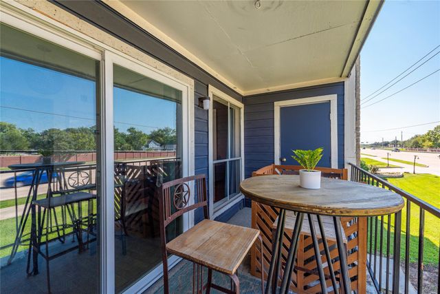 18519 Egret Bay Boulevard 1407, Webster, TX 77058