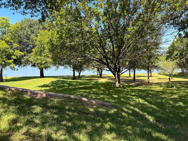 2152 Lcr 882, Jewett, TX 75846