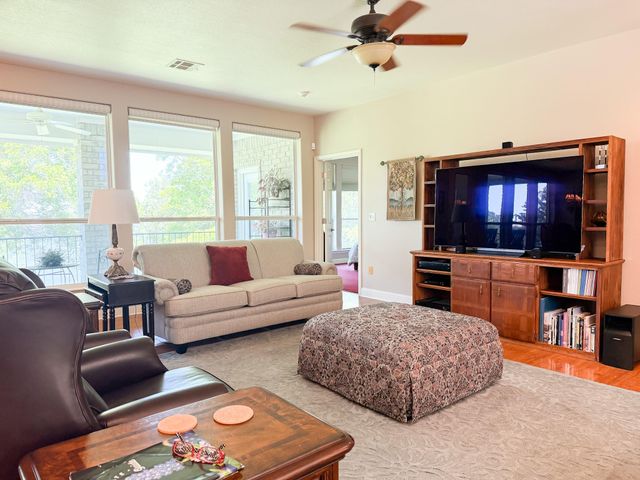 2152 Lcr 882, Jewett, TX 75846