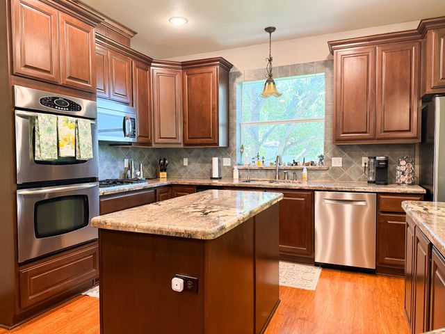 2152 Lcr 882, Jewett, TX 75846