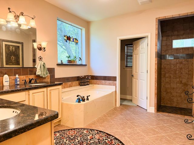 2152 Lcr 882, Jewett, TX 75846