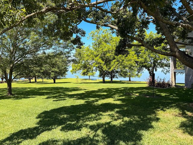 2152 Lcr 882, Jewett, TX 75846