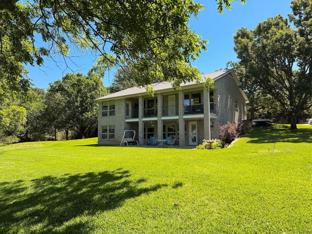 2152 Lcr 882, Jewett, TX 75846