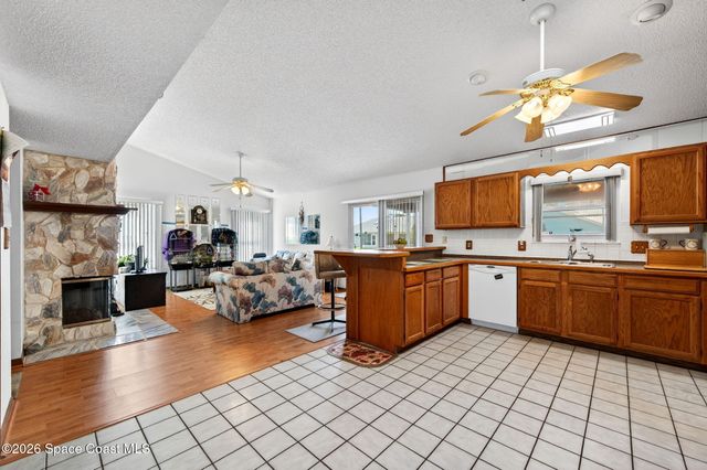 1796 Lambton Street NW, Palm Bay, FL 32907