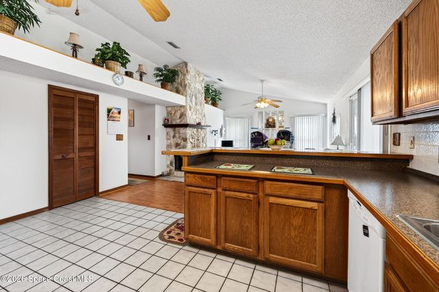 1796 Lambton Street NW, Palm Bay, FL 32907