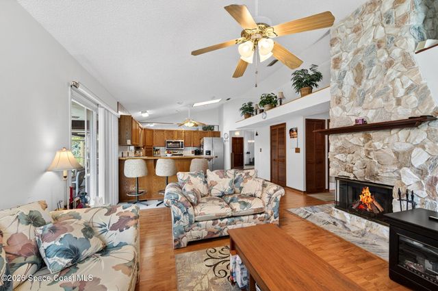 1796 Lambton Street NW, Palm Bay, FL 32907