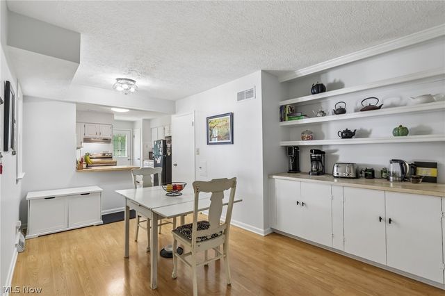 437 Stratford Road, Fairlawn, OH 44333