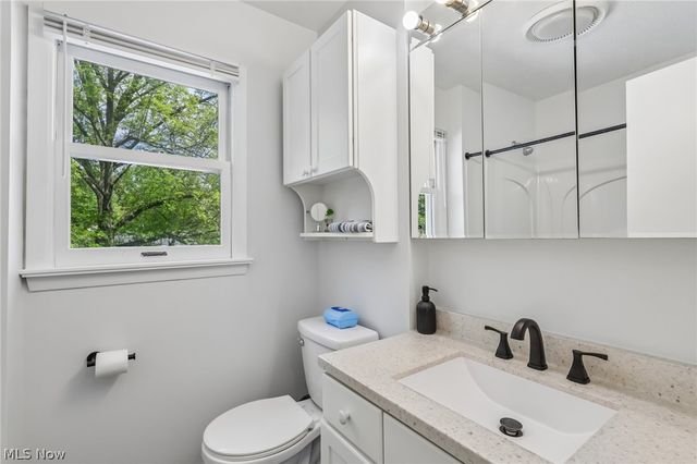 437 Stratford Road, Fairlawn, OH 44333