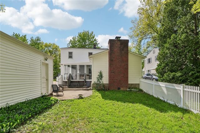 437 Stratford Road, Fairlawn, OH 44333