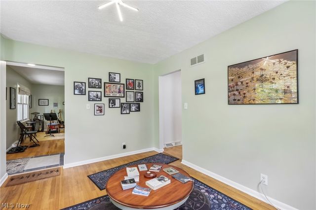 437 Stratford Road, Fairlawn, OH 44333