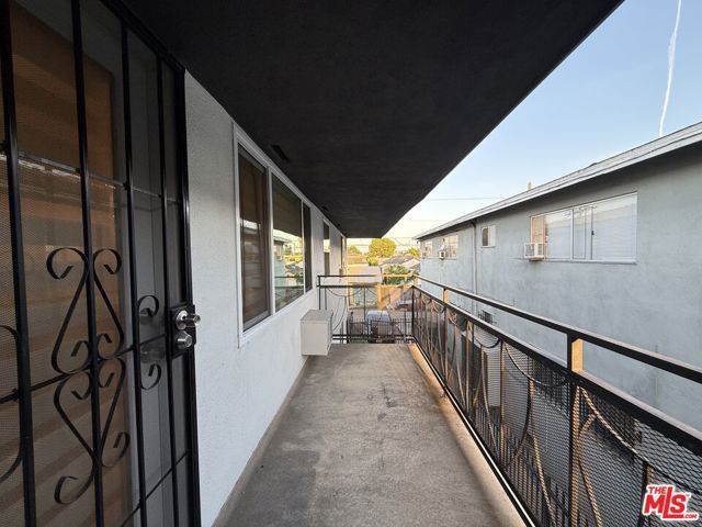 1942 S Sherbourne Drive 6, Los Angeles, CA 90034