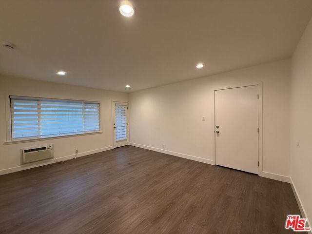 1942 S Sherbourne Drive 6, Los Angeles, CA 90034