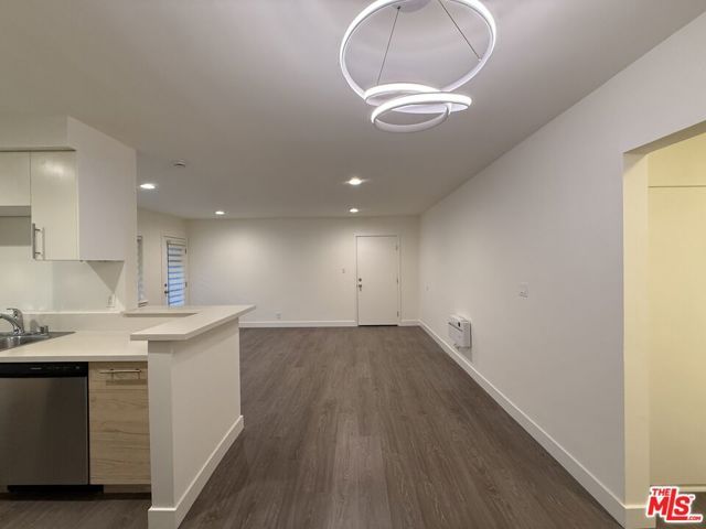 1942 S Sherbourne Drive 6, Los Angeles, CA 90034