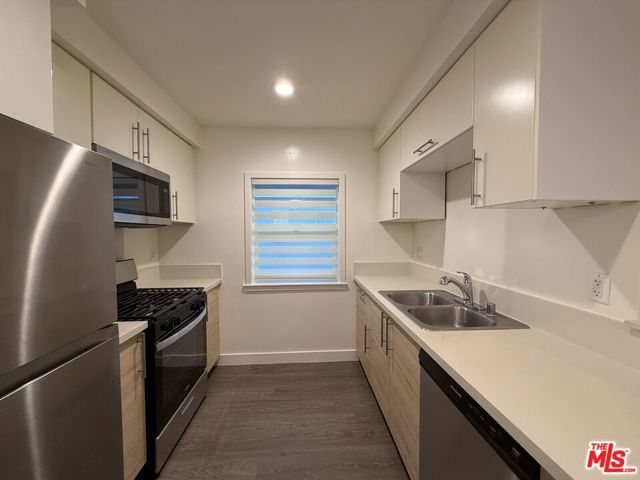 1942 S Sherbourne Drive 6, Los Angeles, CA 90034