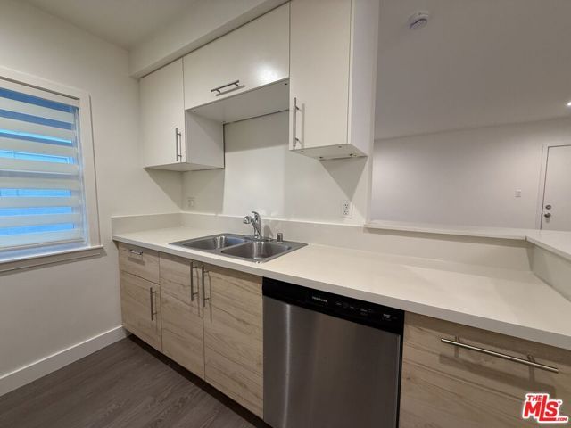 1942 S Sherbourne Drive 6, Los Angeles, CA 90034