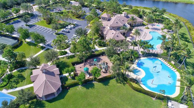 8862 Morgan Landing Way, Boynton Beach, FL 33473