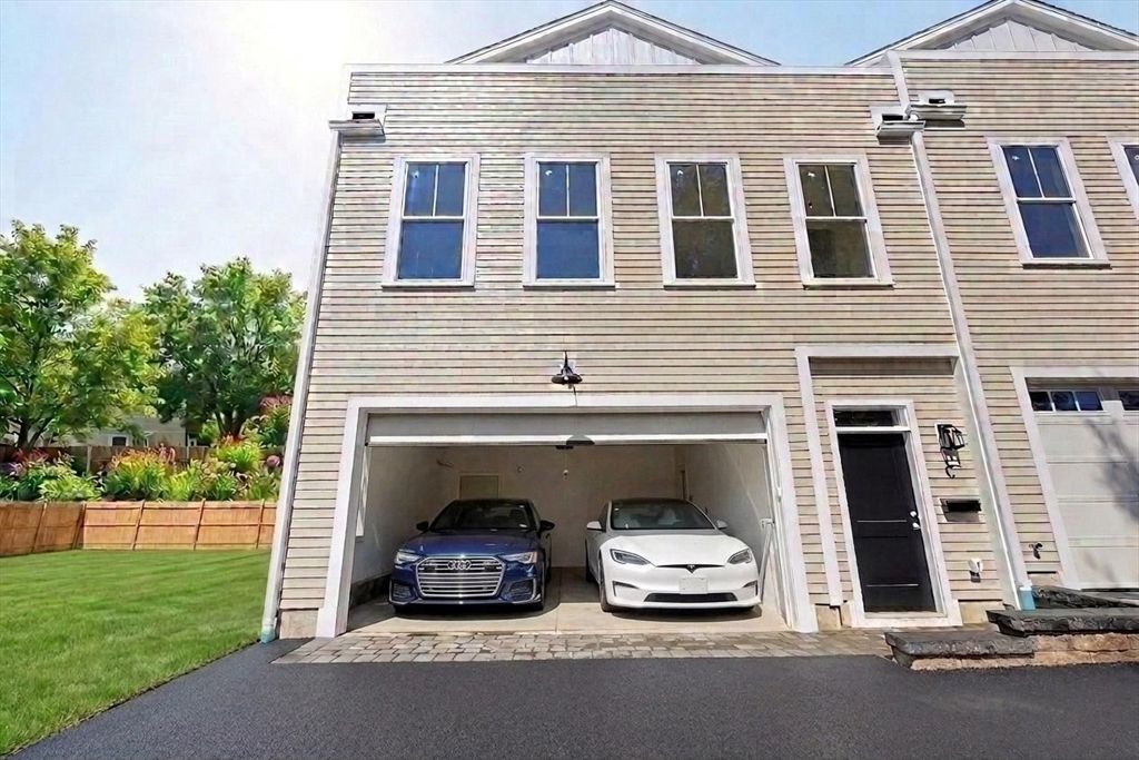 257R Market Street C, Boston, MA 02135