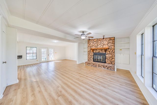 20011 Turtle Creek Lane, Magnolia, TX 77355