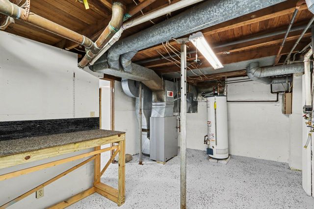 228 Ermine Avenue, Comstock Twp, MI 49048