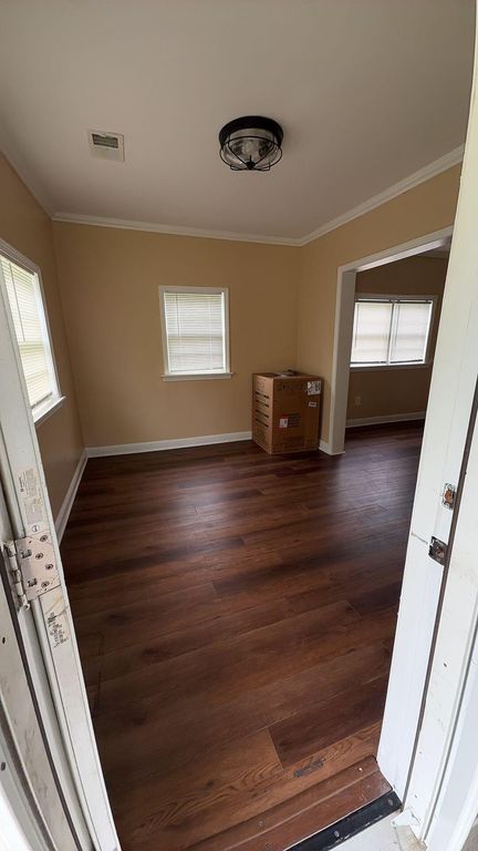 Image 5 of property listing at 150 Pidgeon Bay Road, Summerville, SC 29483