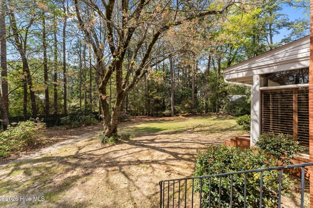 225 Arbutus Road, Southern Pines, NC 28387