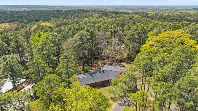 225 Arbutus Road, Southern Pines, NC 28387