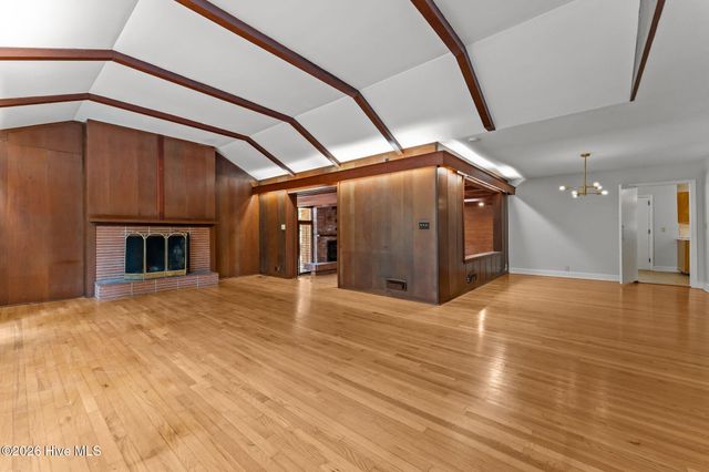 225 Arbutus Road, Southern Pines, NC 28387