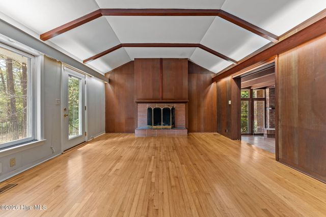 225 Arbutus Road, Southern Pines, NC 28387